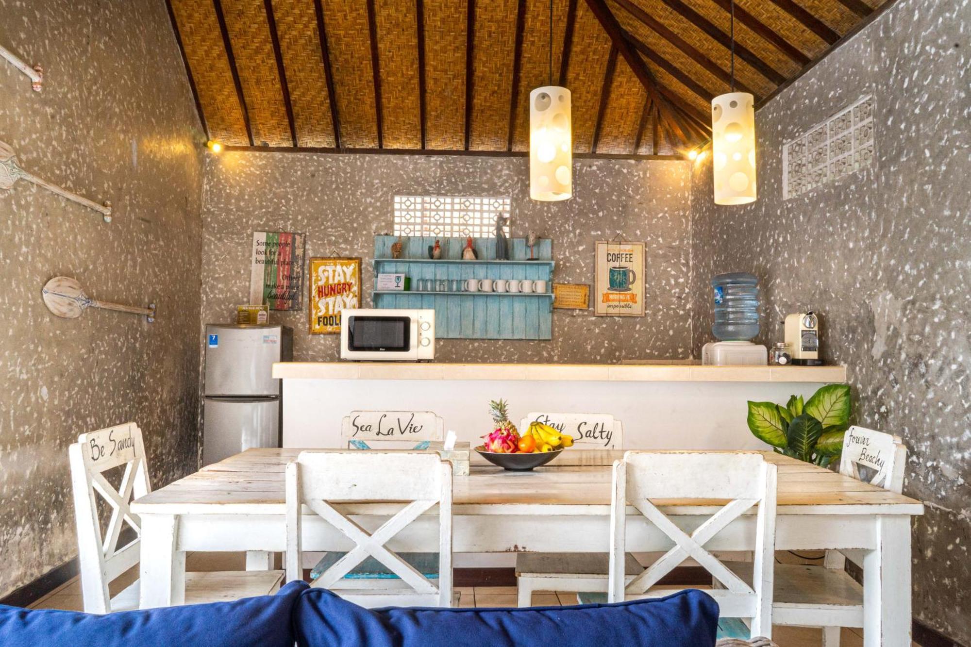 Villa Salya - 3Br - Private Pool - 1Min Walk To La Favela! Seminyak Exteriör bild