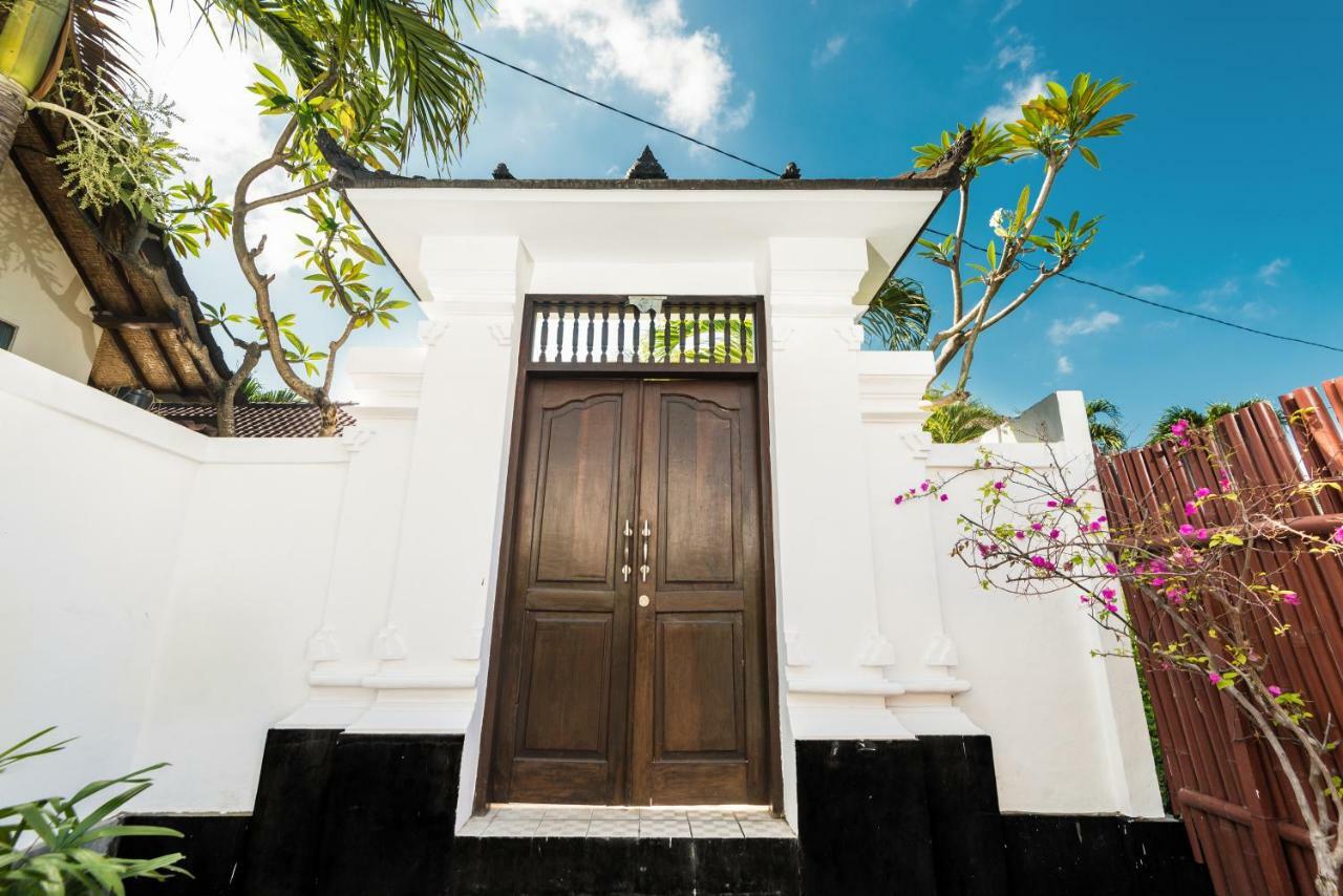 Villa Salya - 3Br - Private Pool - 1Min Walk To La Favela! Seminyak Exteriör bild